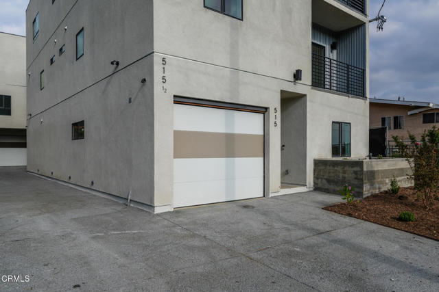 Building Photo - 515 N Avenue 50