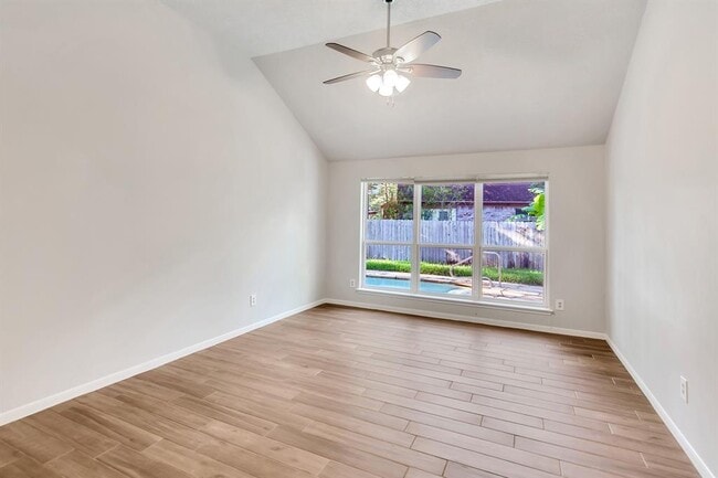 Building Photo - 15 White Bark Pl