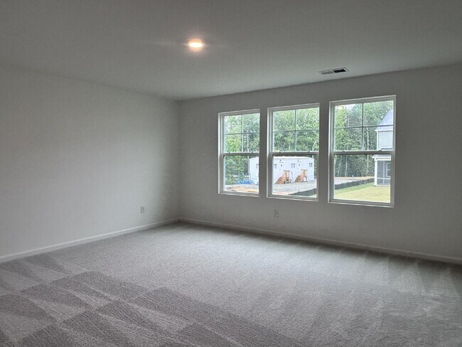 Building Photo - 10060 Regal Dr