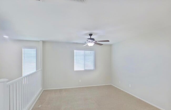 Building Photo - Ready Now!