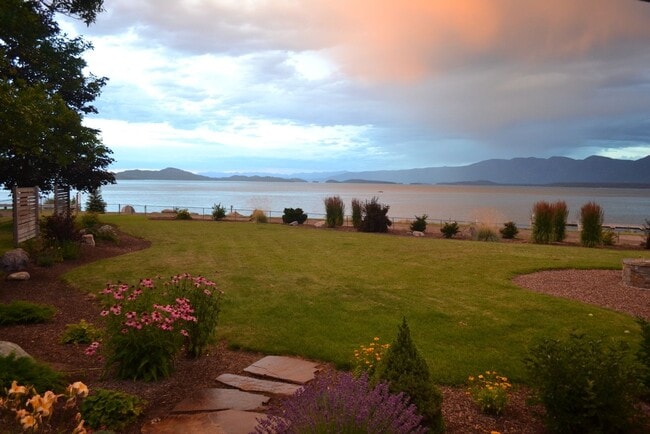 Building Photo - Fully Furnished House with lake views and ...