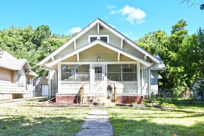 Building Photo - 1113 Douglas Ave