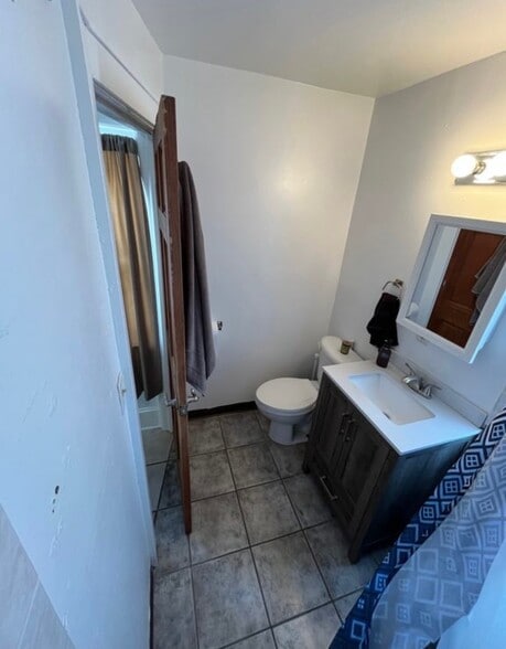 Building Photo - 3541 S 92nd St