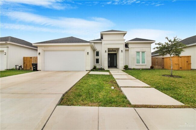 Primary Photo - 3100 E Zinnia Ave