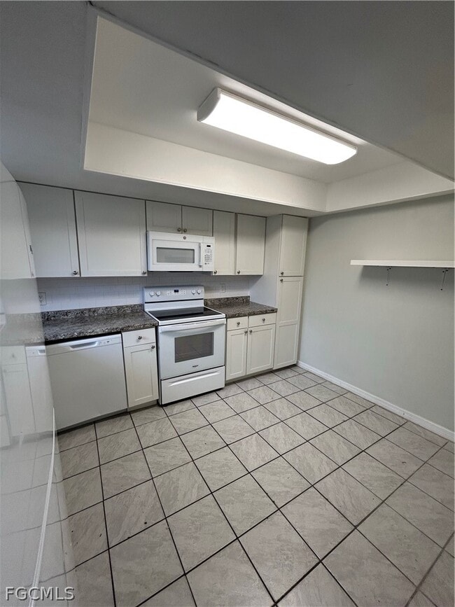 Building Photo - 4912 York St