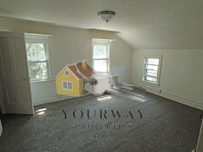 Building Photo - 140 Cypress St