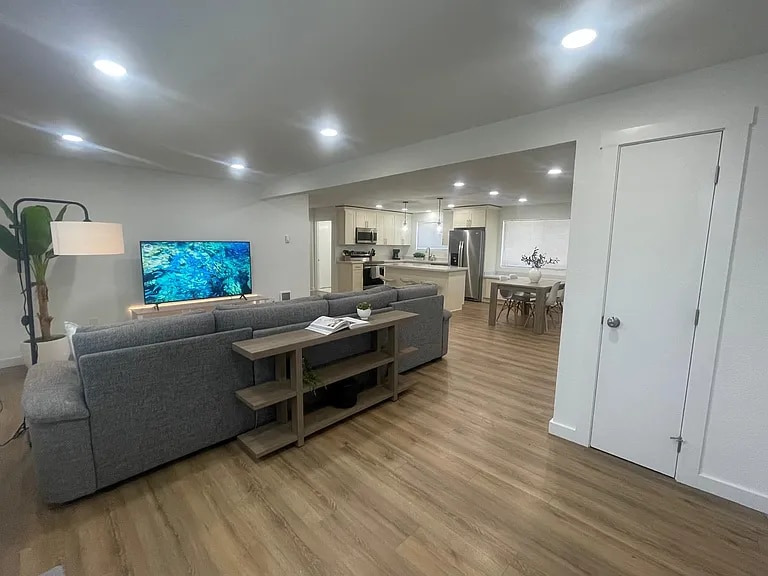 Building Photo - 3730 SW 99th St