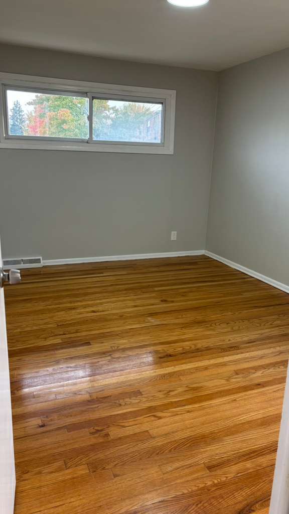 Building Photo - 3780 Hetzel Dr