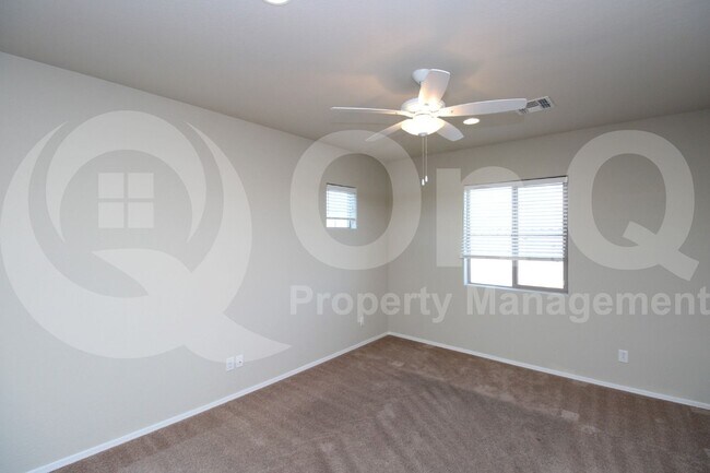 Building Photo - 4414 E Angela Dr