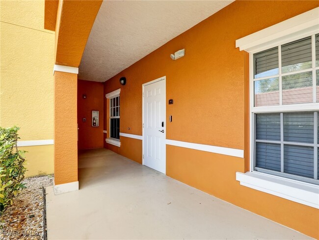 Building Photo - 4420 Botanical Pl Cir