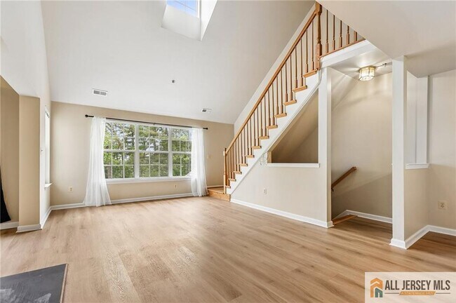 Building Photo - 624 Brickhouse Rd