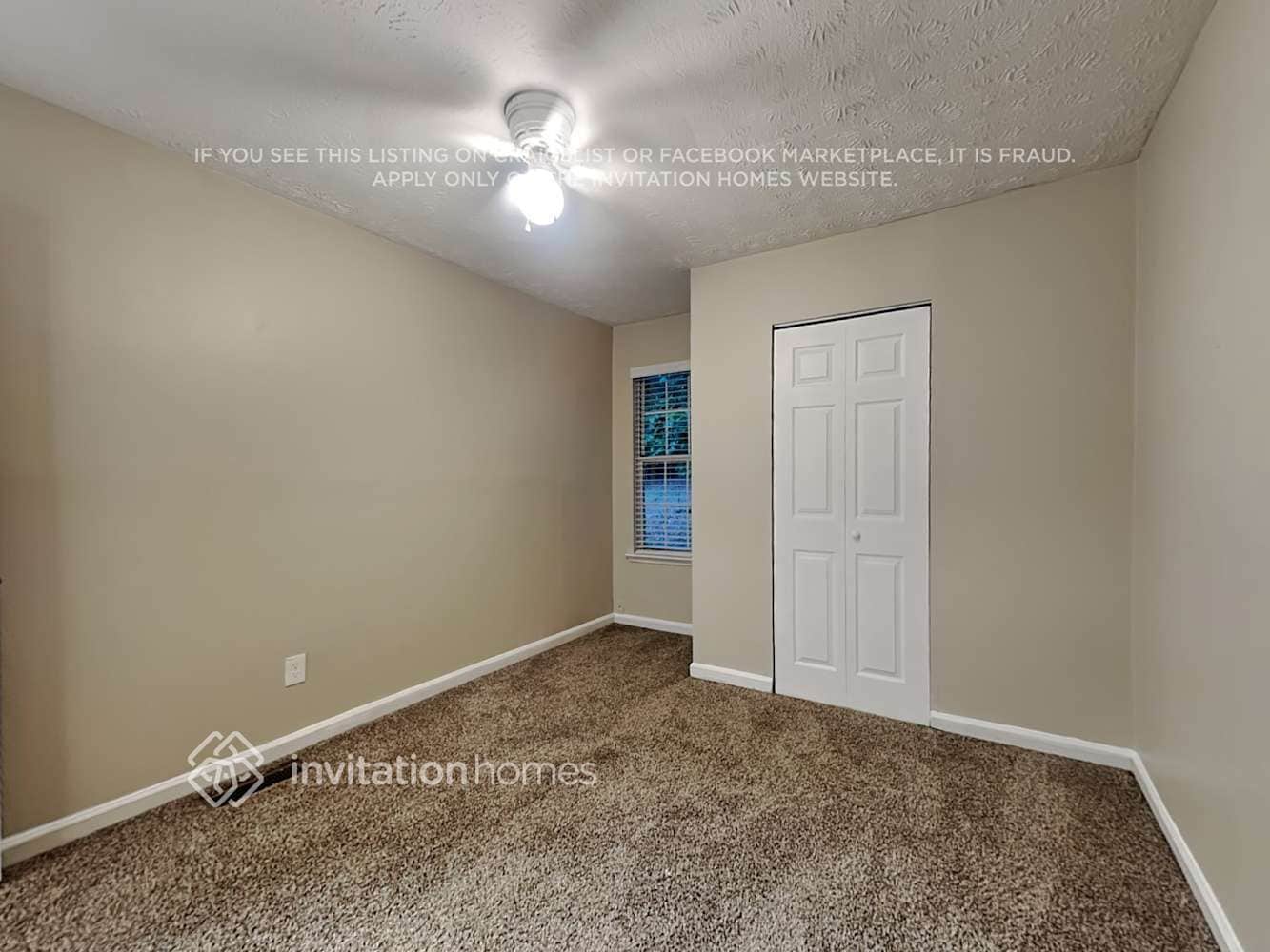 Building Photo - 715 Country Manor Way