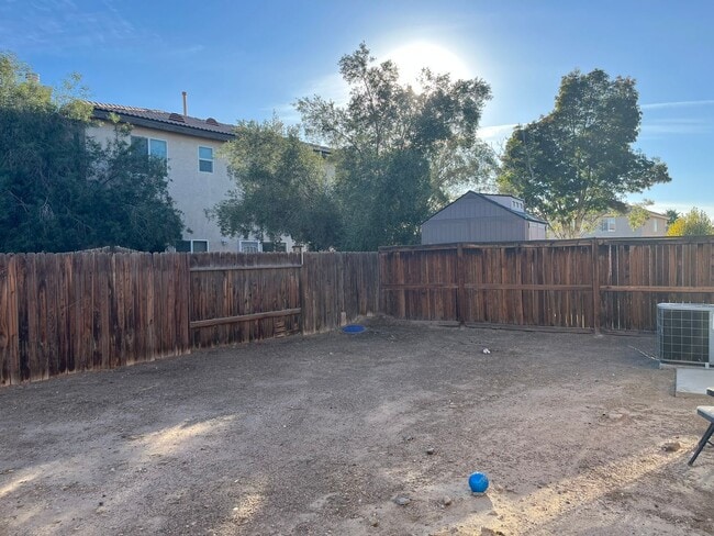 Building Photo - COMING SOON! 3 bedroom- 2 bath Home in Victorville!