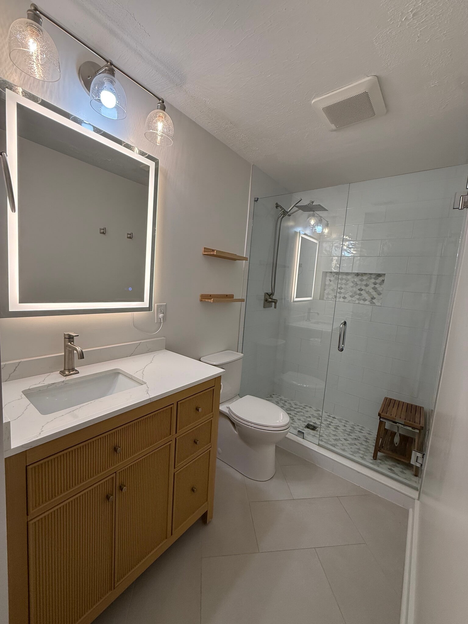 Master Bathroom - 5201 Atlantic Blvd