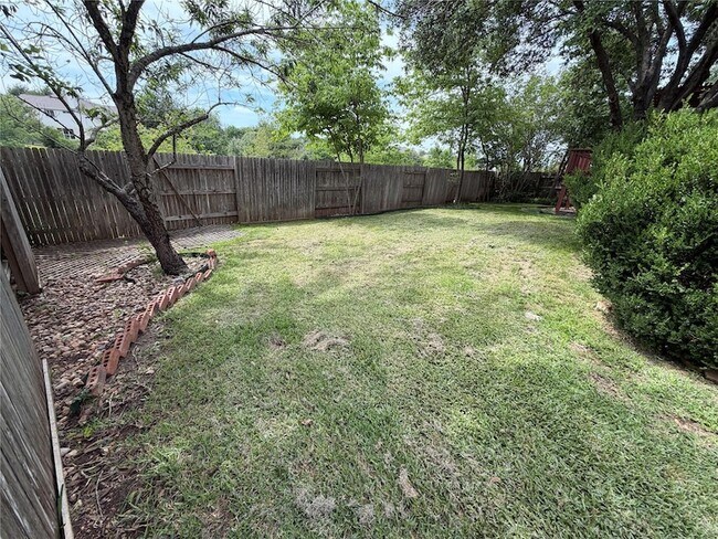 Building Photo - 8413 Sea Ash Cir