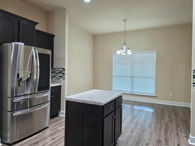 Building Photo - 14645 Birkdale Dr