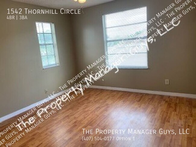 Building Photo - 1542 Thornhill Cir