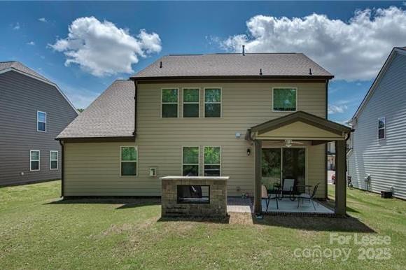 Building Photo - 15130 Oleander Dr