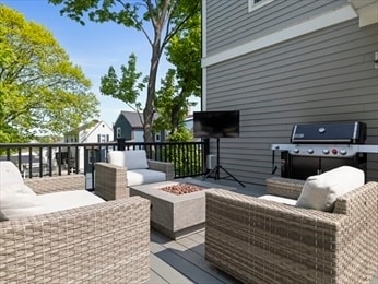 Building Photo - 171 Phipps St