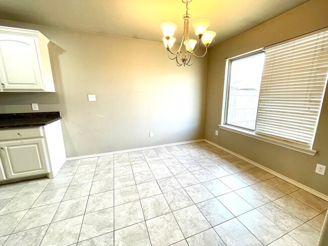 Building Photo - 3 bed 2 bath-Frenship ISD