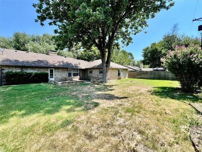 Building Photo - 116 Mill Pond Rd