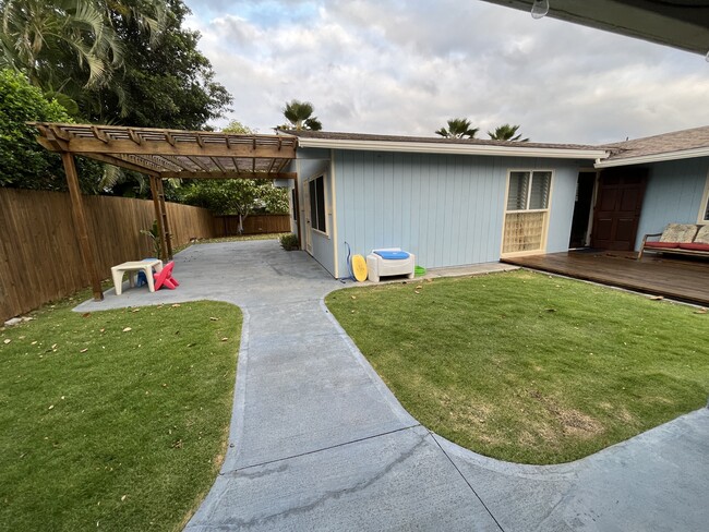 Building Photo - 372 Ilimalia Loop