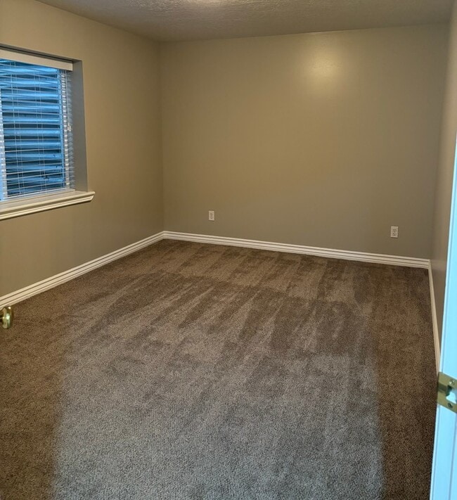 Building Photo - 9789 Timp View Dr
