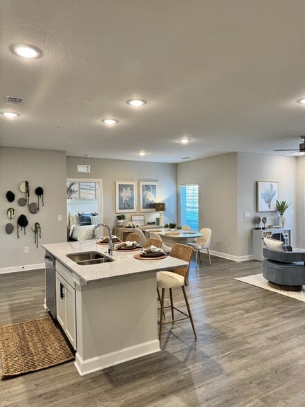 Building Photo - Tailor Apartments