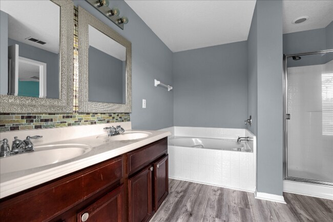 Building Photo - 315 Appaloosa Ct