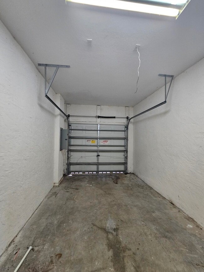 Building Photo - 963 Abaco Ln