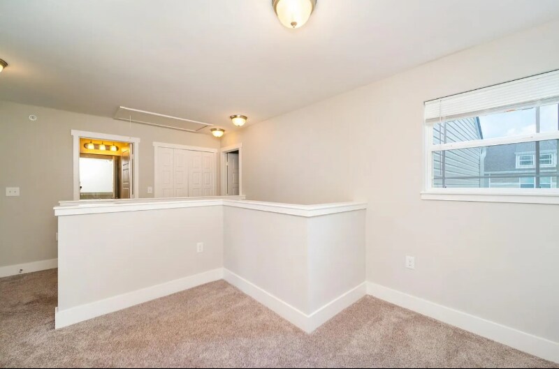 Building Photo - 1135 Somerset Springs Dr