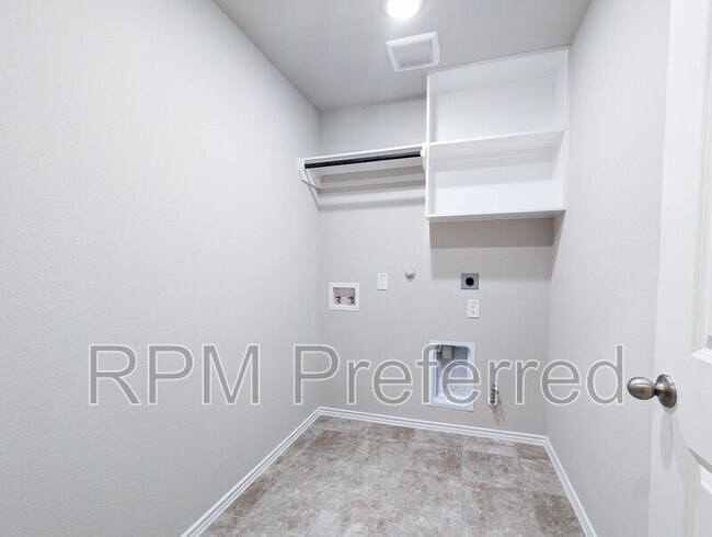 Building Photo - 20726 Bulbine Vly Dr