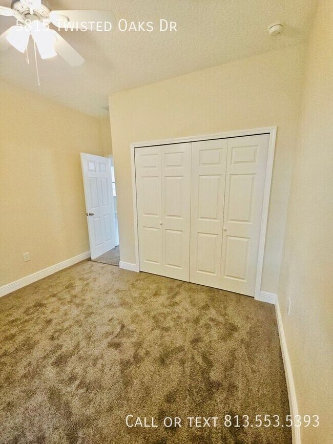 Building Photo - 5815 Twisted Oaks Dr