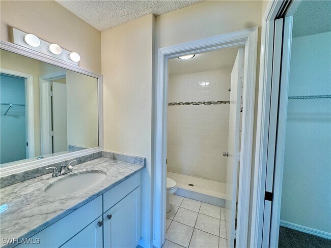 Building Photo - 5665 Whitaker Rd