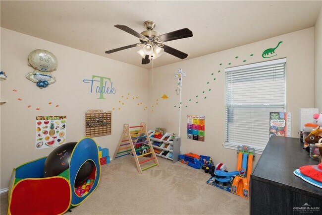 Building Photo - 21 Santa Lydia St