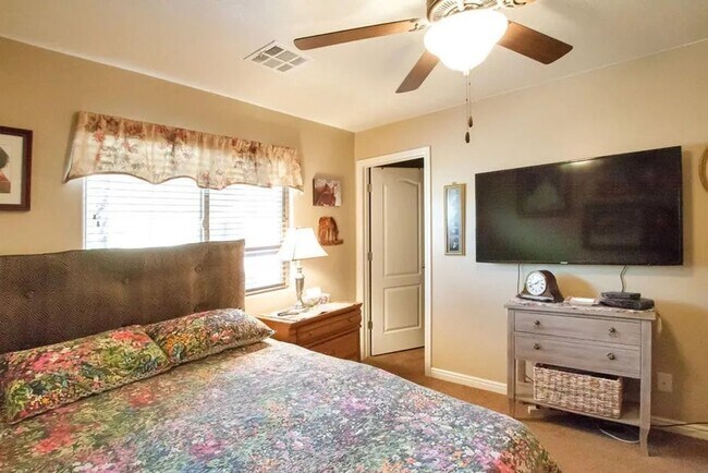 Building Photo - Upgraded Home in Riverstone!