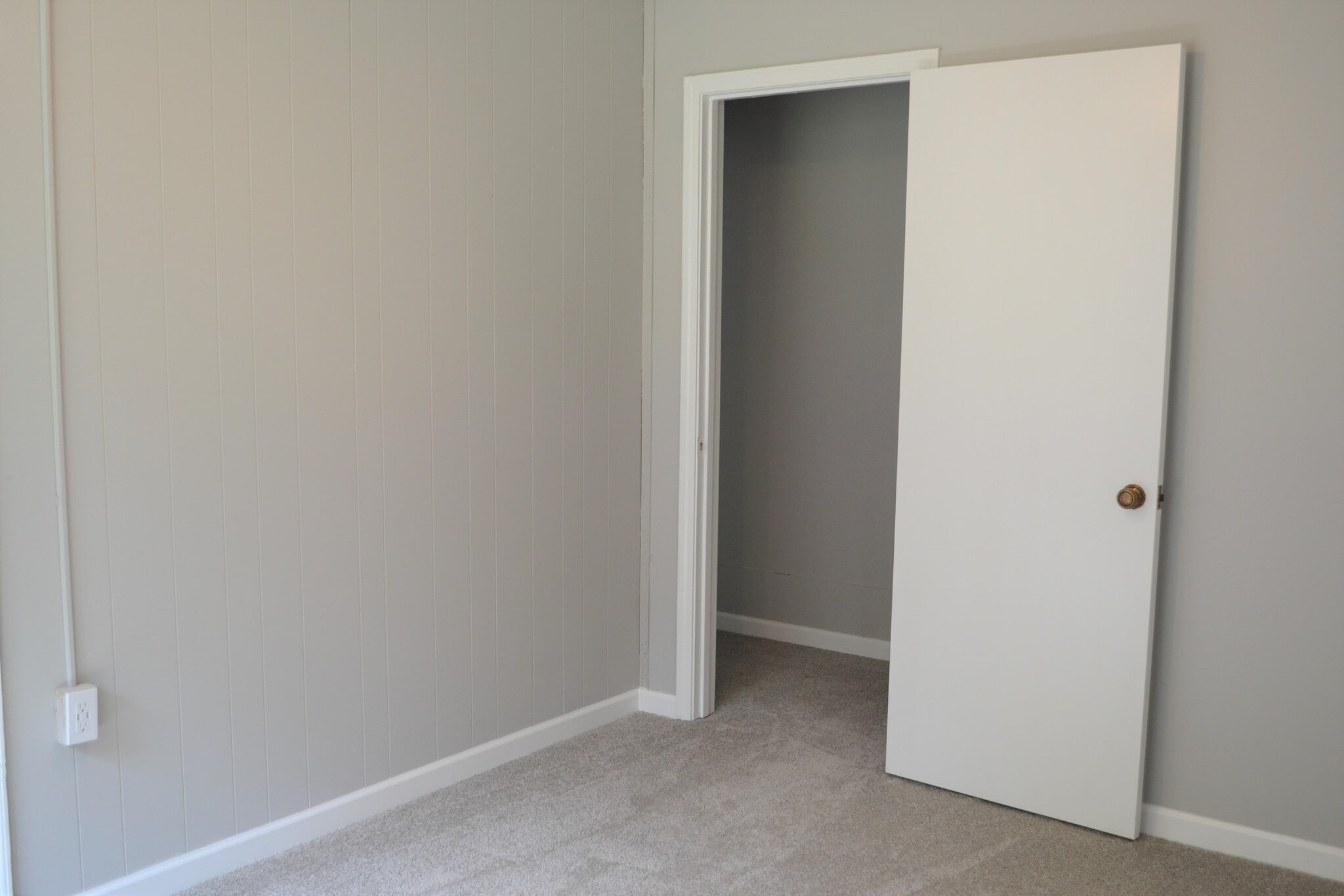 Building Photo - 1375 Nelms Dr