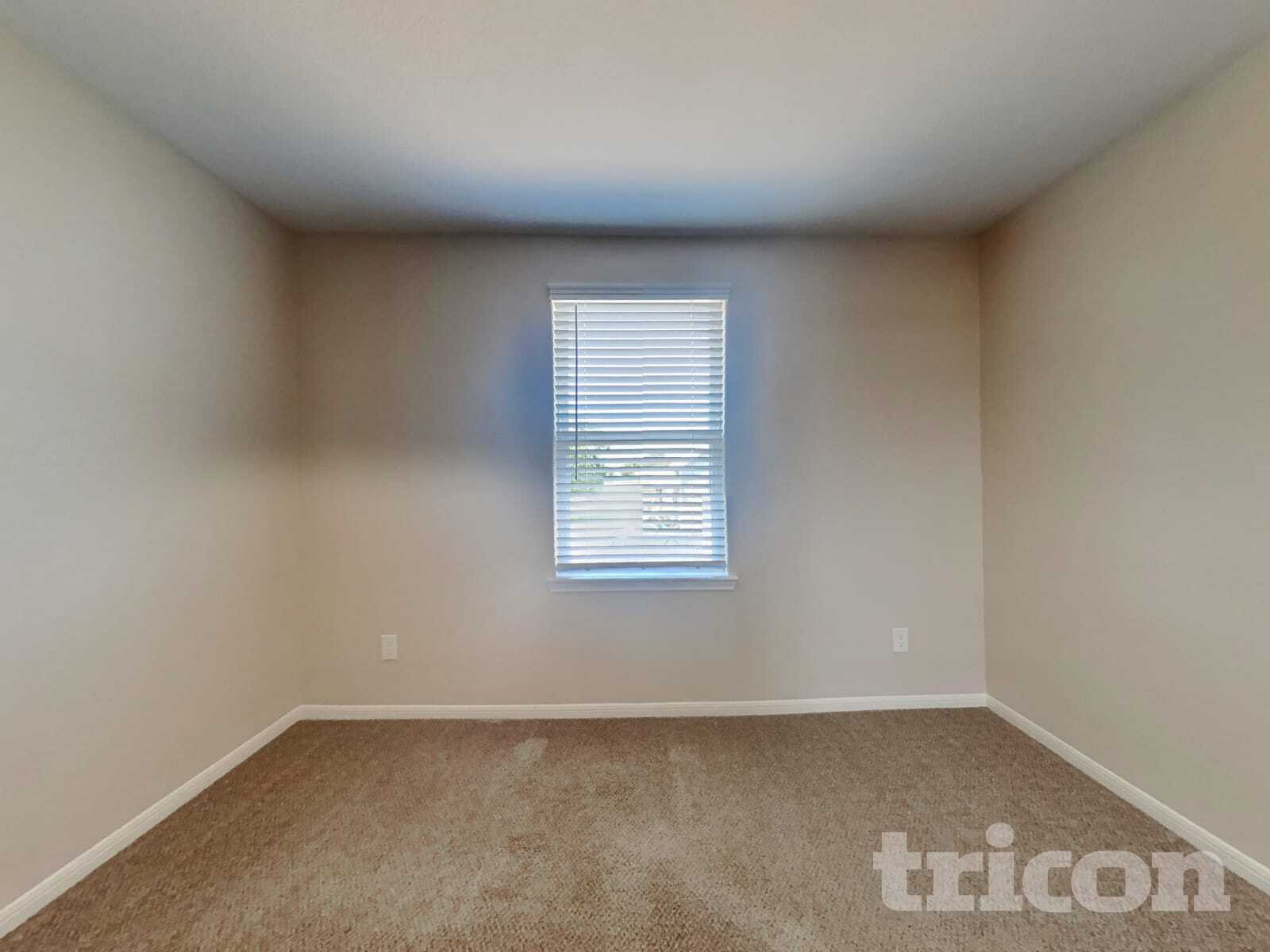 Building Photo - 692 Totem Trail Dr
