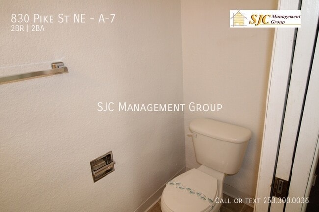 Building Photo - 830 Pike St NE