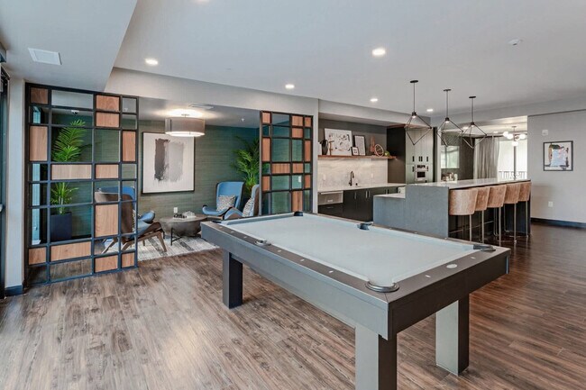 Building Photo - 1410 Nicollet Ave