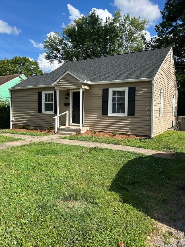 Primary Photo - 612 E Twenty-Eighth St