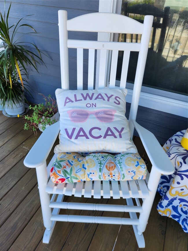 Building Photo - 31547 Ave D