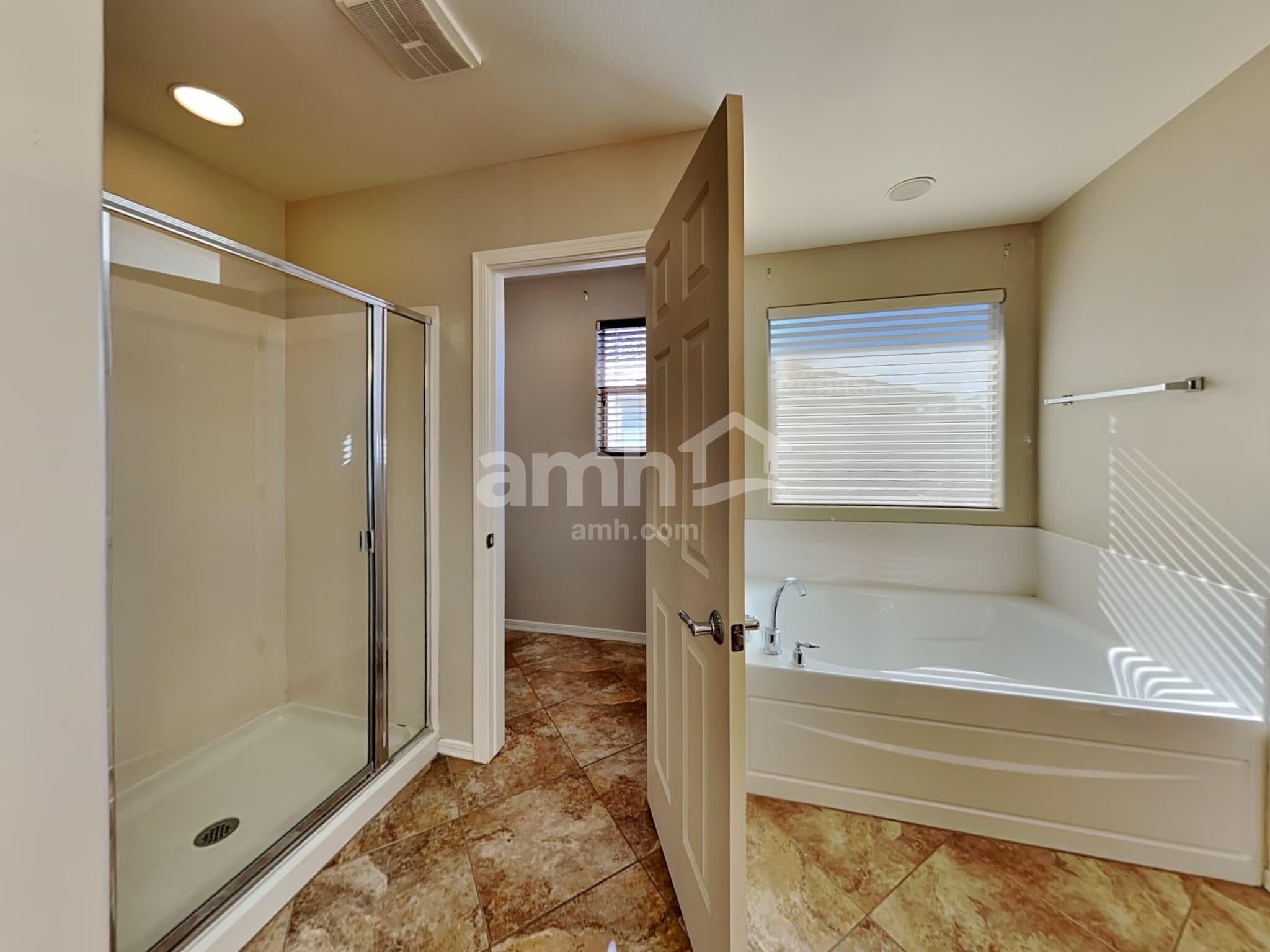 Building Photo - 2542 W Cordia Ln