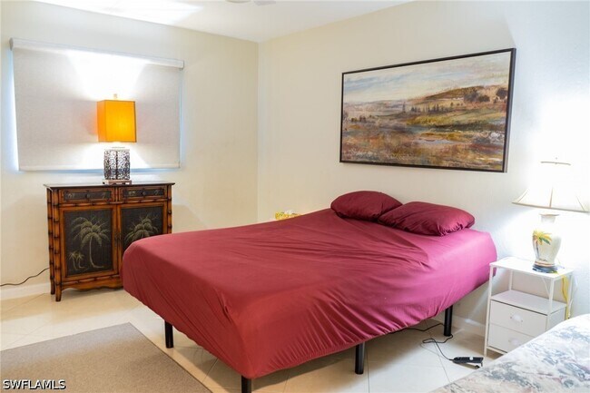 Building Photo - 27249 Pullen Ave