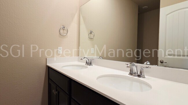 Building Photo - 3608 Bastrop St