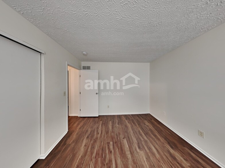 Building Photo - 12187 Derby Ct