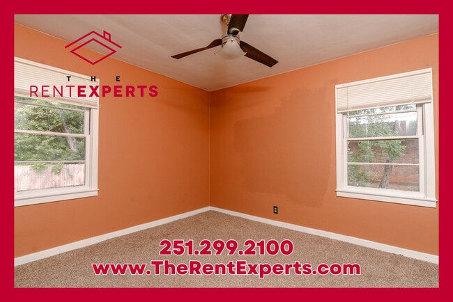 Building Photo - 100 Esplanade Ave