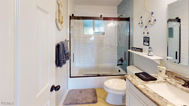 Building Photo - 560 E Valley Dr