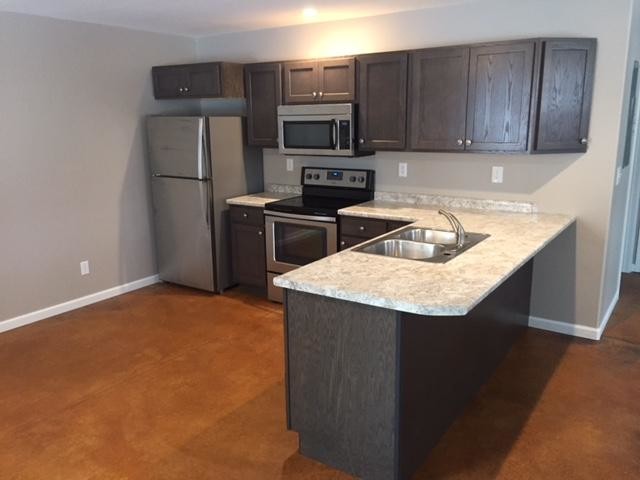 Building Photo - 2310 Waterview Dr