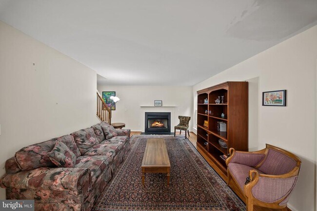 Building Photo - 1438 Mariner Dr